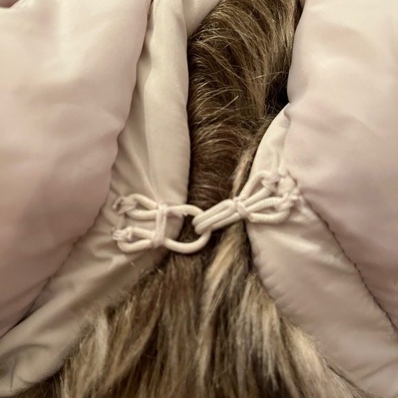 Chic Faux Fur Trimmed Cream Jacket - Picture 10 of 16